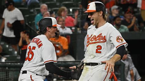 Orioles explode late to top White Sox, 9-3, match 2022 win total with 30 games remaining